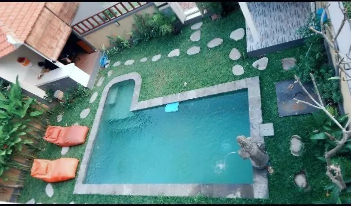Mirah D'Ubud